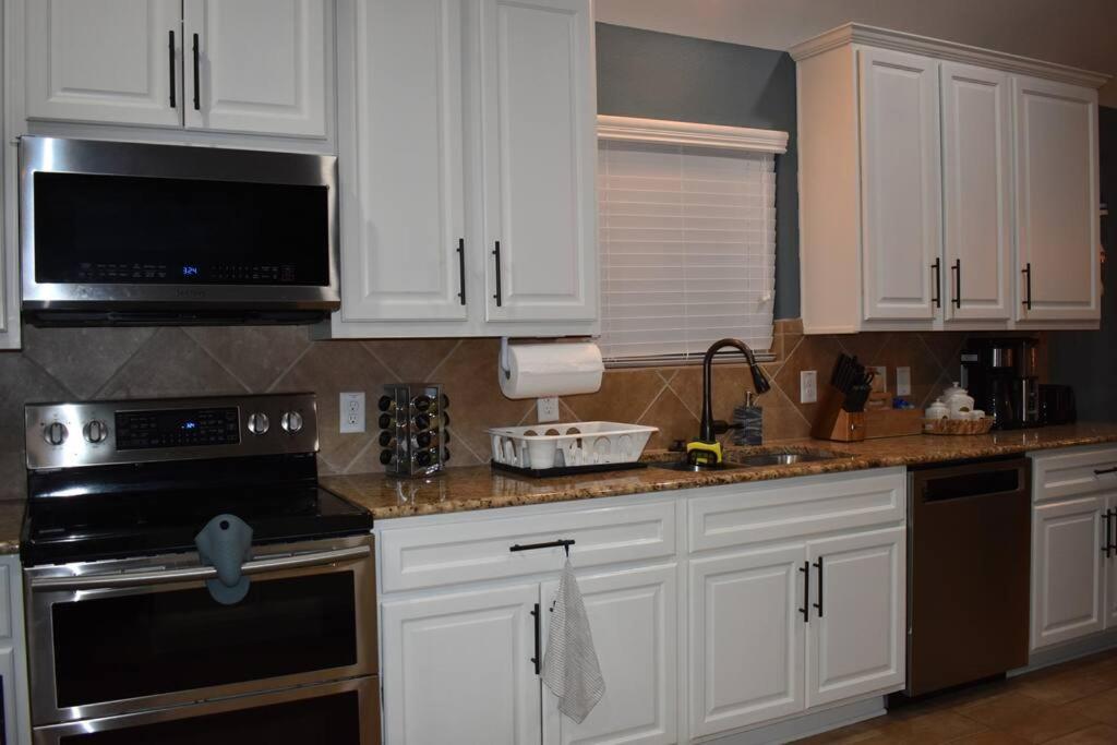 Spacious Conroe Home Around 4 Miles To The Lake Montgomery Exterior photo