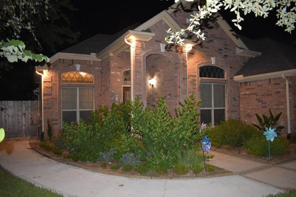 Spacious Conroe Home Around 4 Miles To The Lake Montgomery Exterior photo