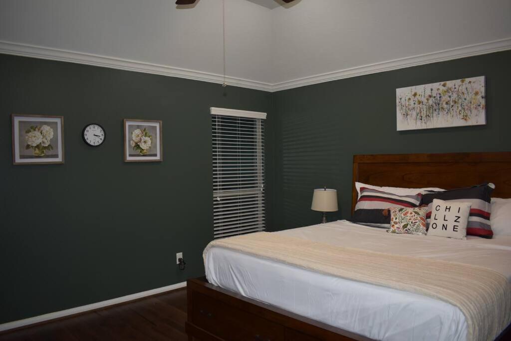 Spacious Conroe Home Around 4 Miles To The Lake Montgomery Exterior photo