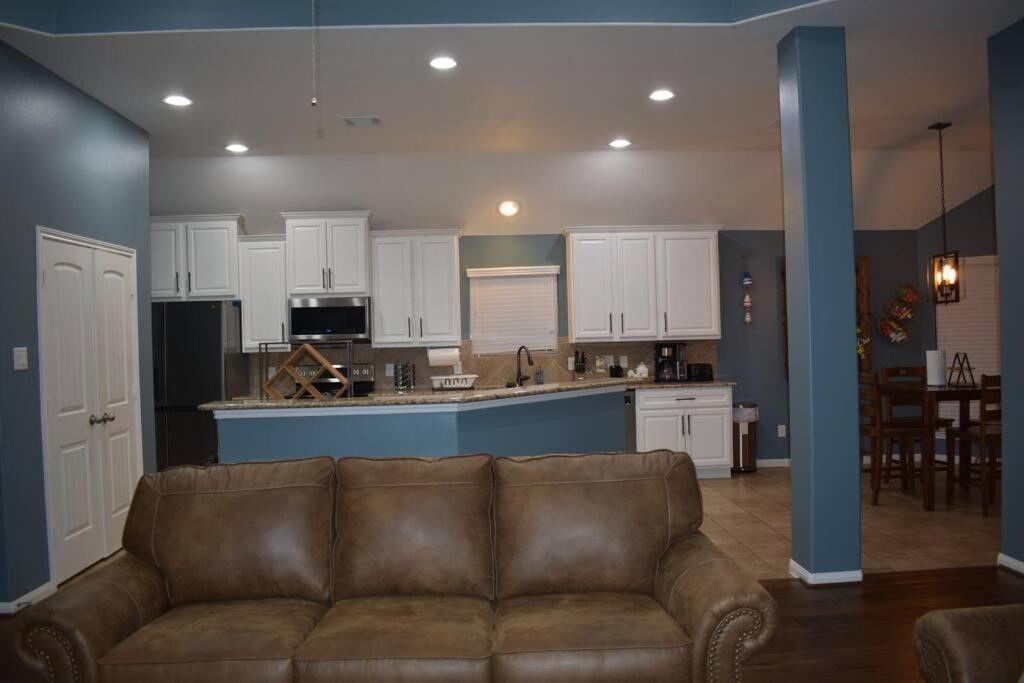 Spacious Conroe Home Around 4 Miles To The Lake Montgomery Exterior photo