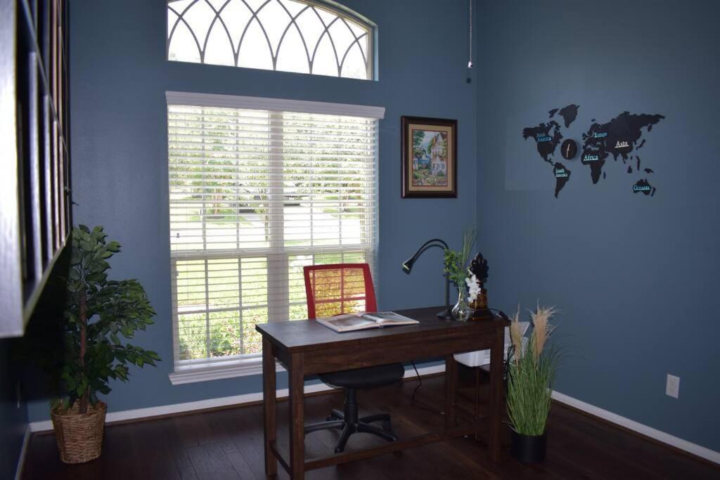 Spacious Conroe Home Around 4 Miles To The Lake Montgomery Exterior photo